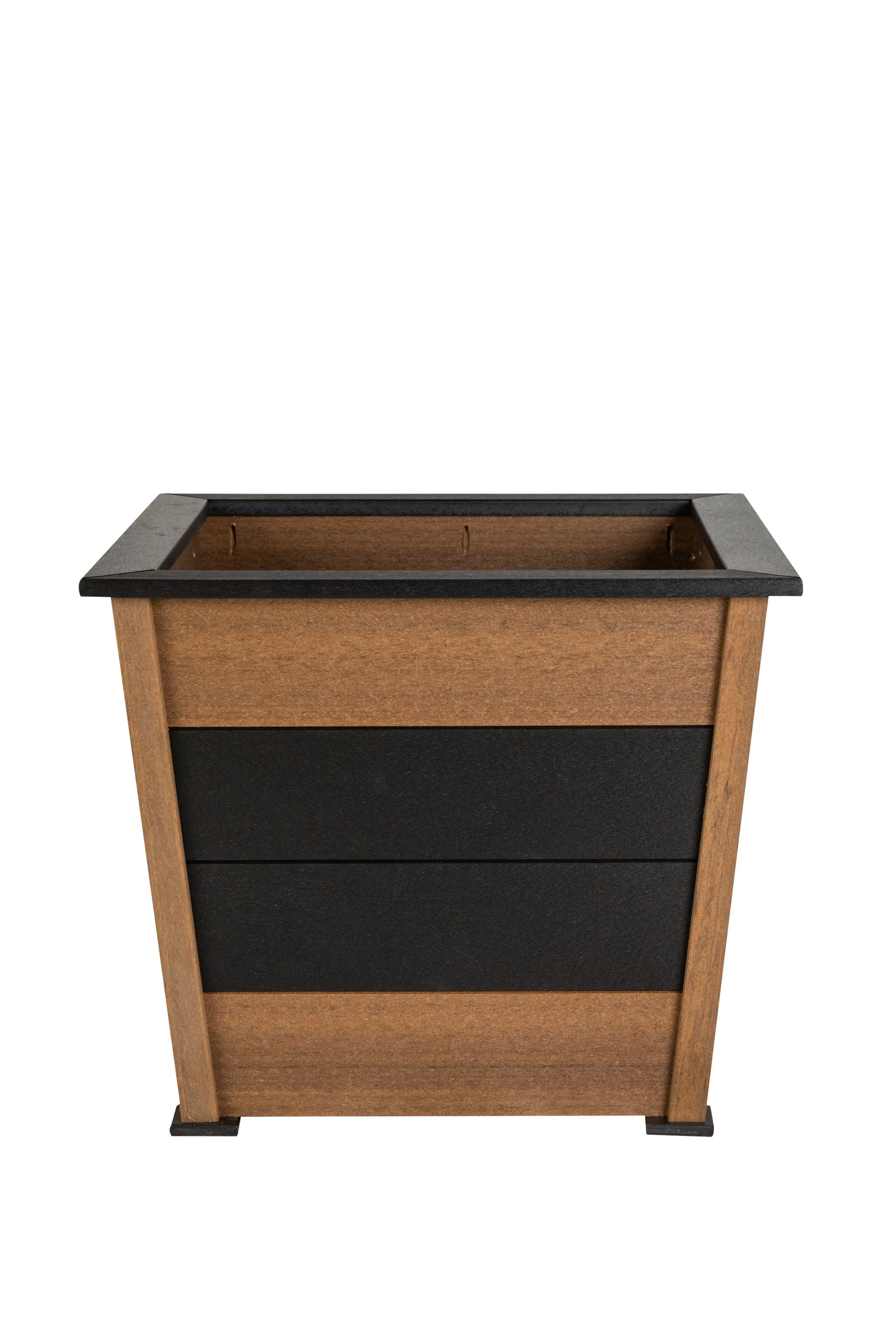 Amish made outdoor poly planters, premium quality furniture accessories designed for durability, weather resistance, and stylish outdoor décor