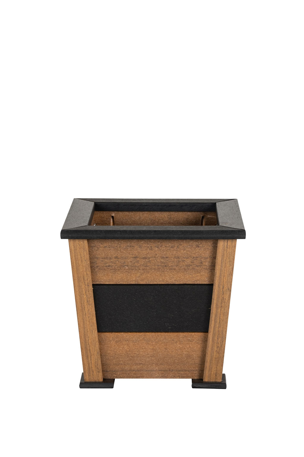 Amish made outdoor poly planters, premium quality furniture accessories designed for durability, weather resistance, and stylish outdoor décor