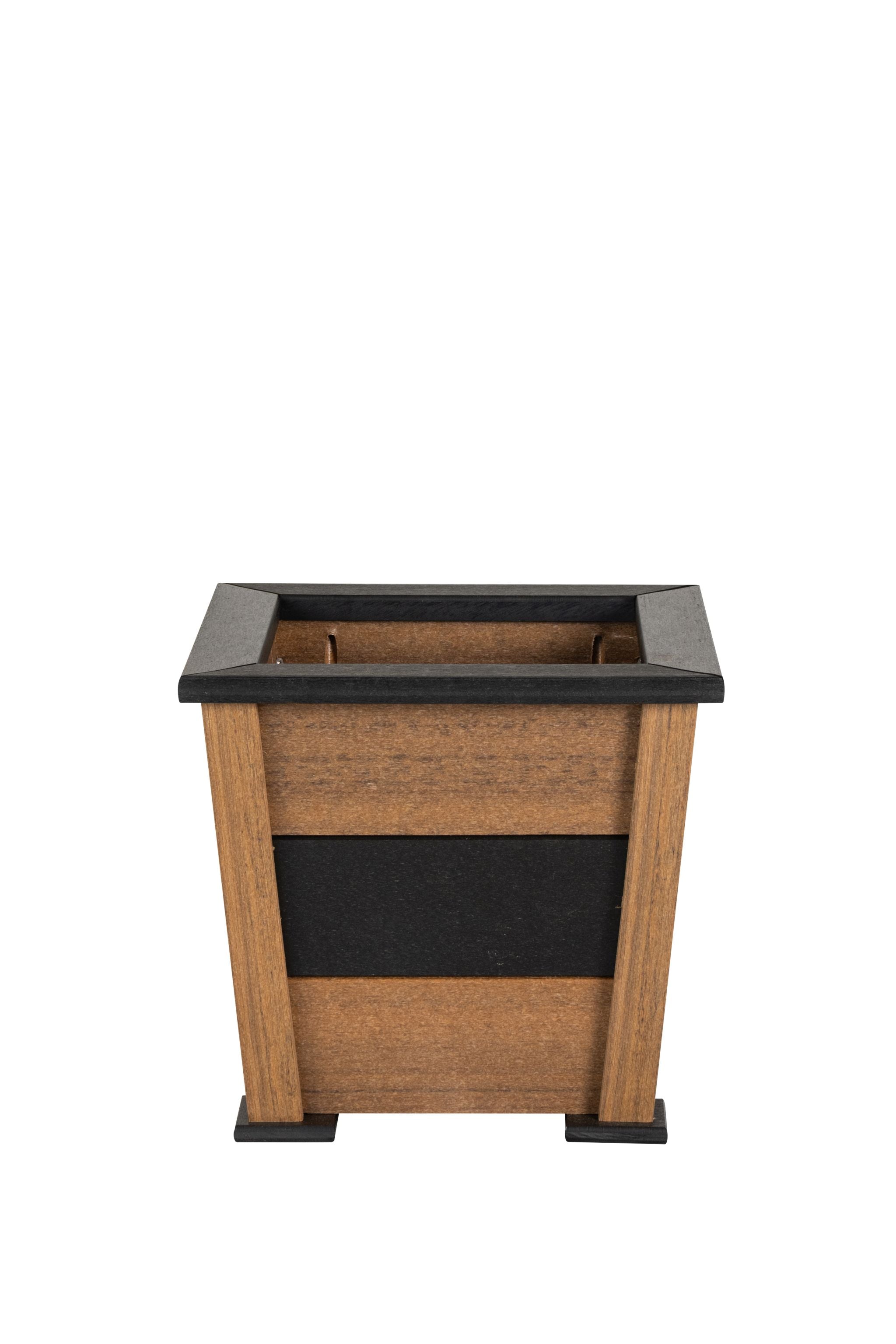 Amish made outdoor poly planters, premium quality furniture accessories designed for durability, weather resistance, and stylish outdoor décor