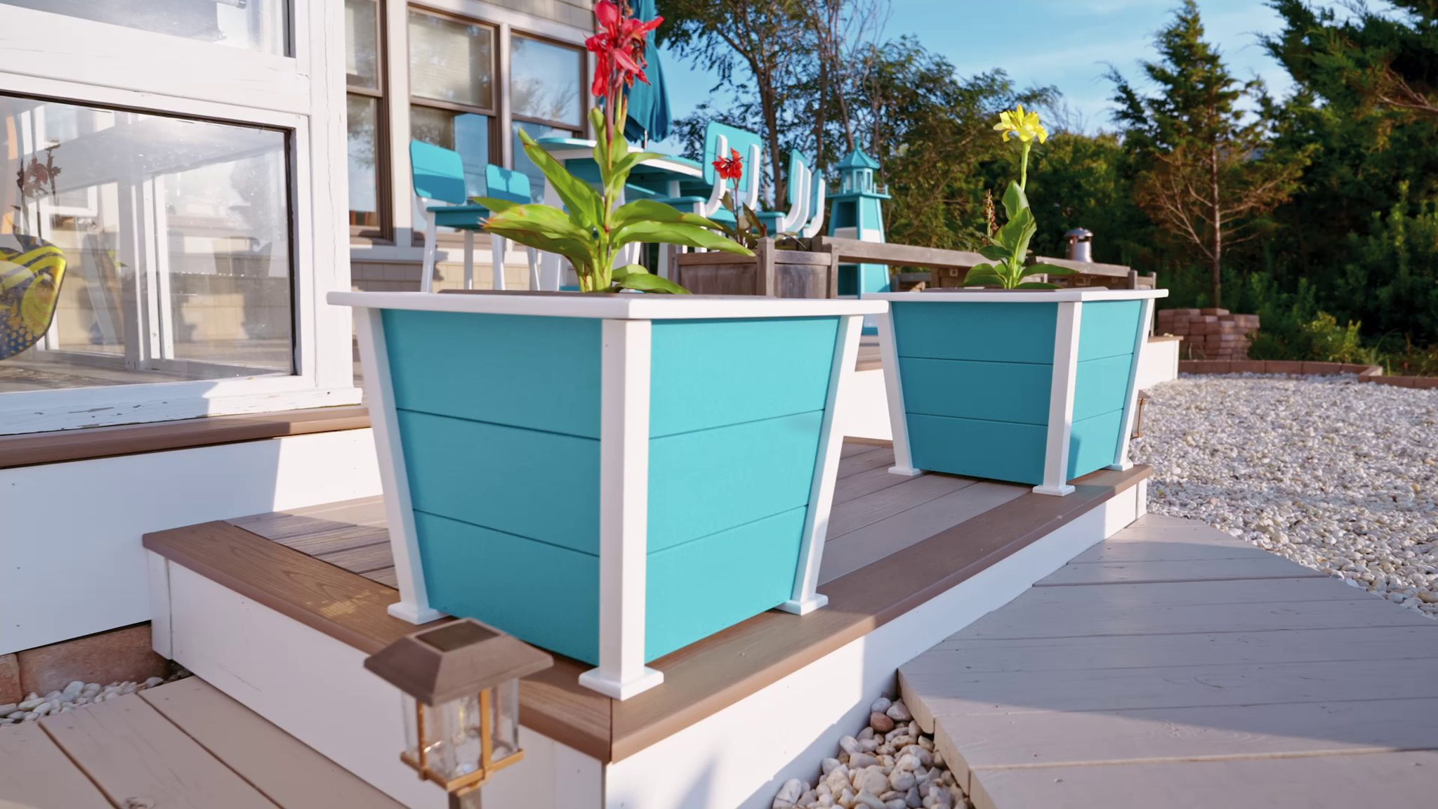 Amish made outdoor poly planters, premium quality furniture accessories designed for durability, weather resistance, and stylish outdoor décor